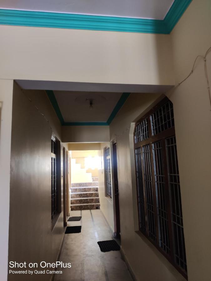 Hari Krishna Guest House Pandukeshwar Buitenkant foto